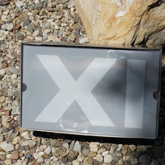 Nike Air Jordan 11 Retro Cool Grey USED Size 12 - Picture 2 of 8